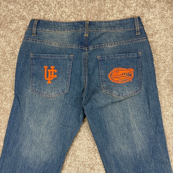 Florida Gators Embroidered Bootcut Jeans Womens Size 14 NWT - Picture 2 of 9